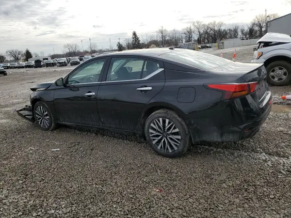 1N4BL4DW1RN412584 2024 NISSAN ALTIMA - Image 2