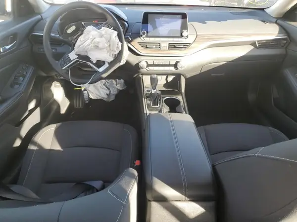 1N4BL4DW1RN424105 2024 NISSAN ALTIMA - Image 8