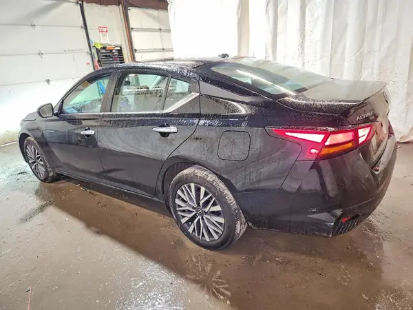 1N4BL4DW1SN344289 2025 NISSAN ALTIMA - Image 2