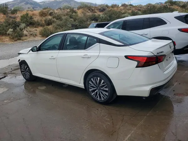 1N4BL4DW1TN308328 2026 NISSAN ALTIMA - Image 2