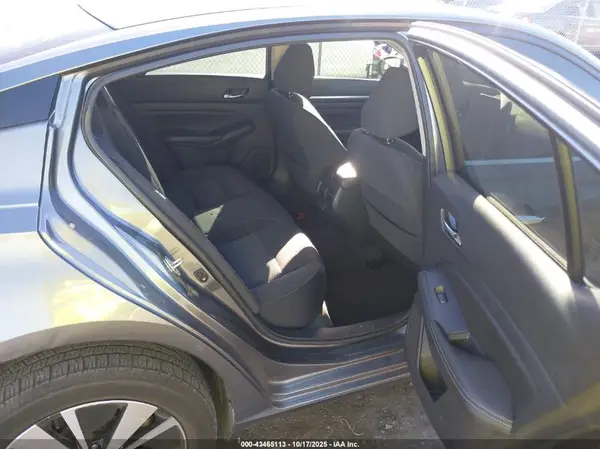 1N4BL4DW2KC215960 2019 NISSAN ALTIMA - Image 8