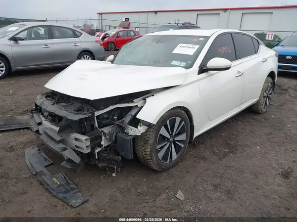 1N4BL4DW2LC142557 2020 NISSAN ALTIMA - Image 2