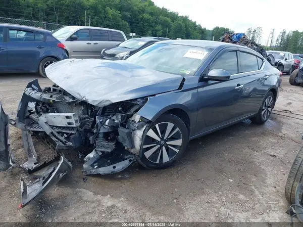 1N4BL4DW2LC285749 2020 NISSAN ALTIMA - Image 2