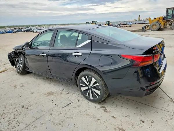 1N4BL4DW2MN310672 2021 NISSAN ALTIMA - Image 2
