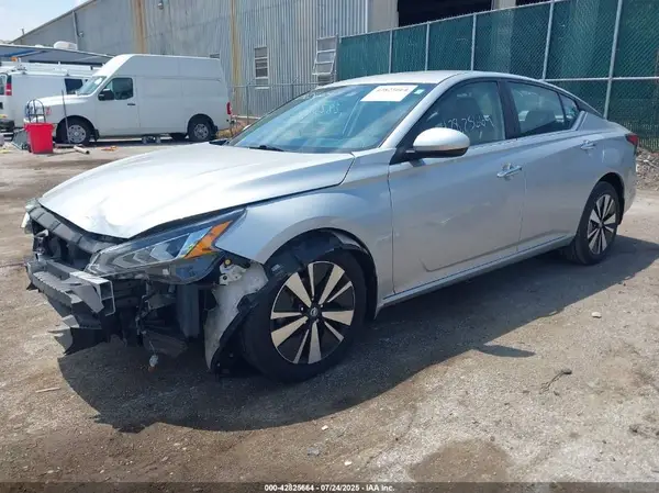 1N4BL4DW2NN304534 2022 NISSAN ALTIMA - Image 2
