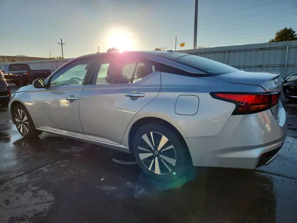 1N4BL4DW2NN315498 2022 NISSAN ALTIMA - Image 2
