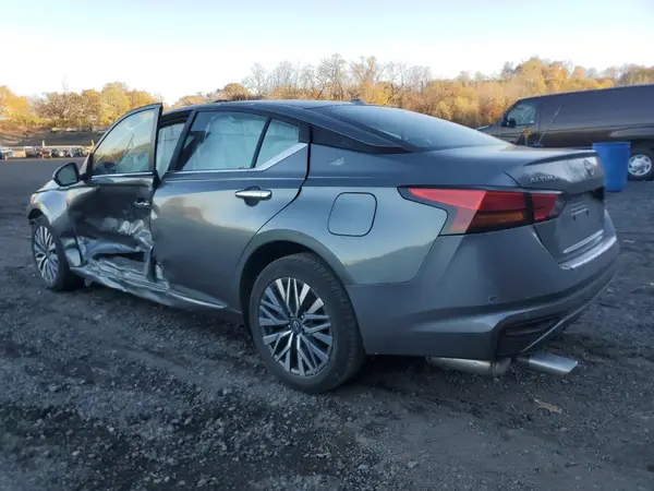 1N4BL4DW2PN339139 2023 NISSAN ALTIMA - Image 2