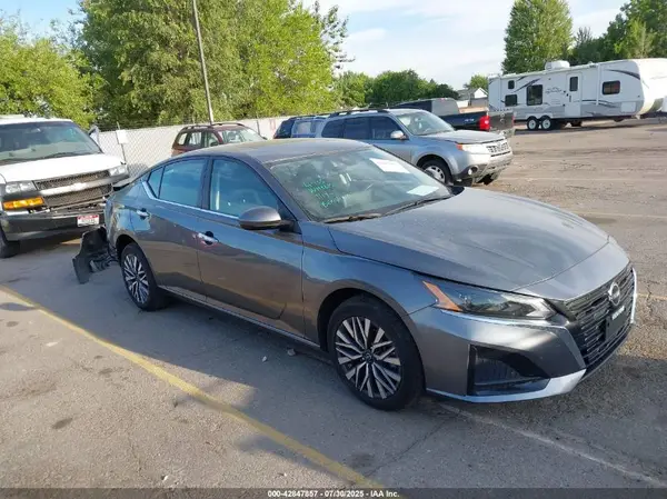 1N4BL4DW2PN365692 2023 NISSAN ALTIMA - Image 1