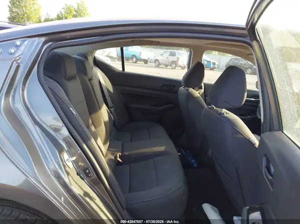 1N4BL4DW2PN365692 2023 NISSAN ALTIMA - Image 8