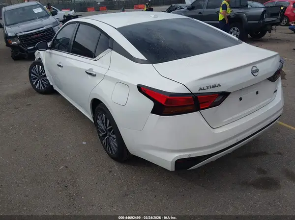 2023 NISSAN ALTIMA IAAI lot 44692499 auction photo 3