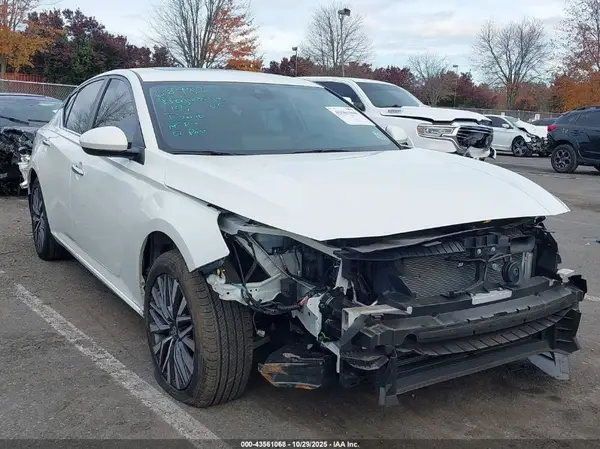 1N4BL4DW2PN379592 2023 NISSAN ALTIMA - Image 1