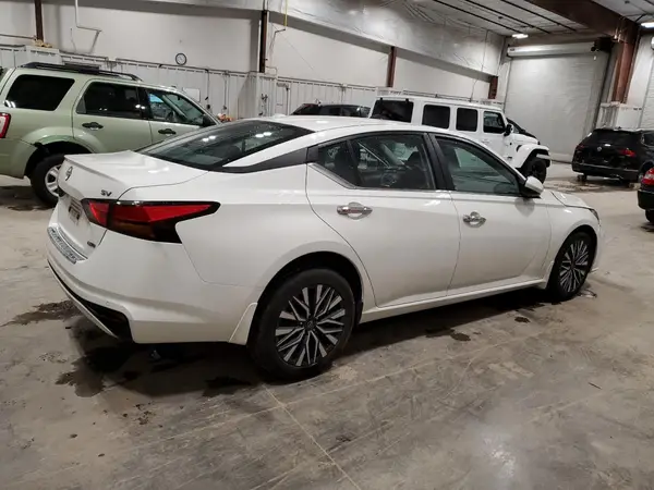 2023 NISSAN ALTIMA COPART lot 57963935 auction photo 3