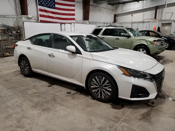 2023 NISSAN ALTIMA COPART lot 57963935 auction photo 4