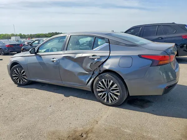 1N4BL4DW2SN309860 2025 NISSAN ALTIMA - Image 2
