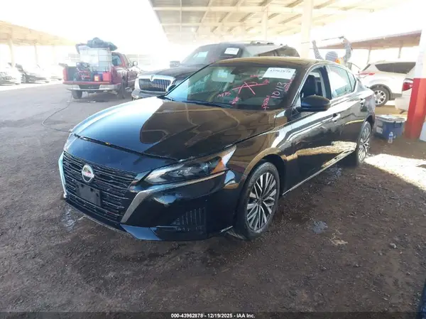1N4BL4DW2SN322821 2025 NISSAN ALTIMA - Image 2