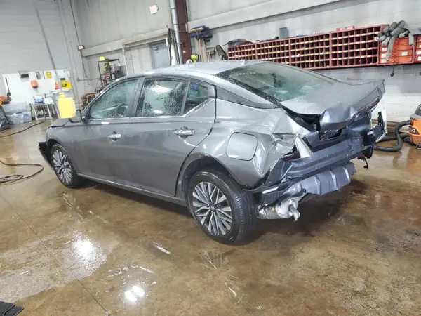 1N4BL4DW2SN373722 2025 NISSAN ALTIMA - Image 2