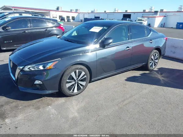 1N4BL4DW3LC210283 2020 NISSAN ALTIMA - Image 2