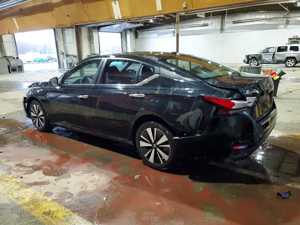1N4BL4DW3NN360451 2022 NISSAN ALTIMA - Image 2