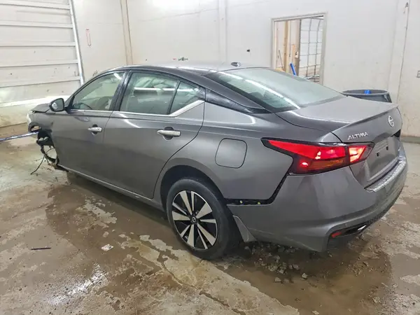 1N4BL4DW3NN381865 2022 NISSAN ALTIMA - Image 2