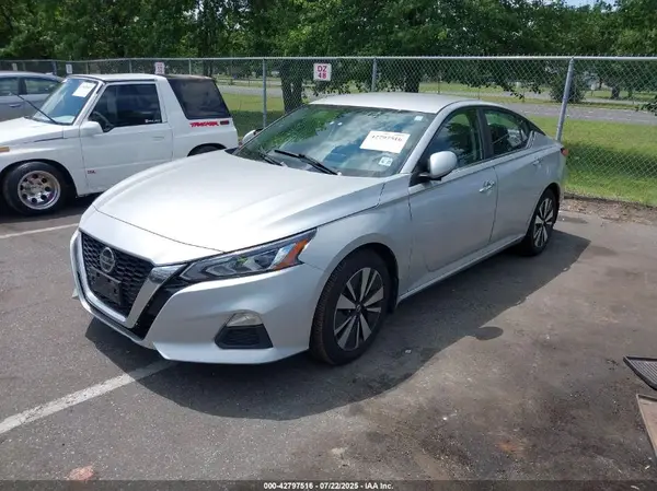 1N4BL4DW3NN387701 2022 NISSAN ALTIMA - Image 2