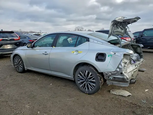 1N4BL4DW3PN322429 2023 NISSAN ALTIMA - Image 2