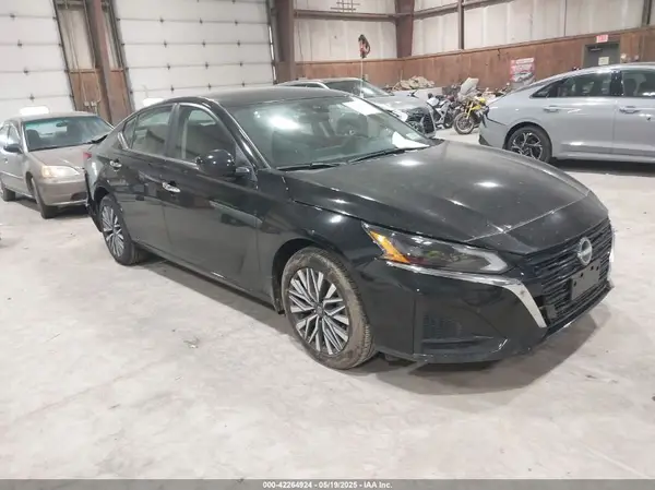 1N4BL4DW3PN422501 2023 NISSAN ALTIMA - Image 1