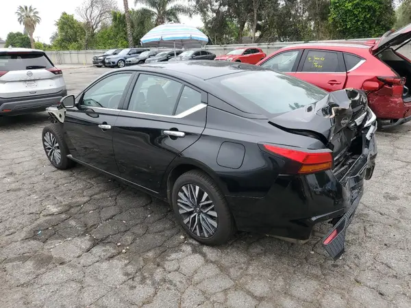 1N4BL4DW3RN361363 2024 NISSAN ALTIMA - Image 2