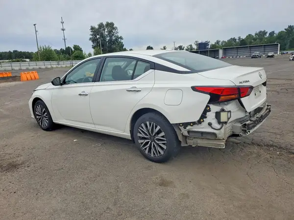 1N4BL4DW3RN365851 2024 NISSAN ALTIMA - Image 2
