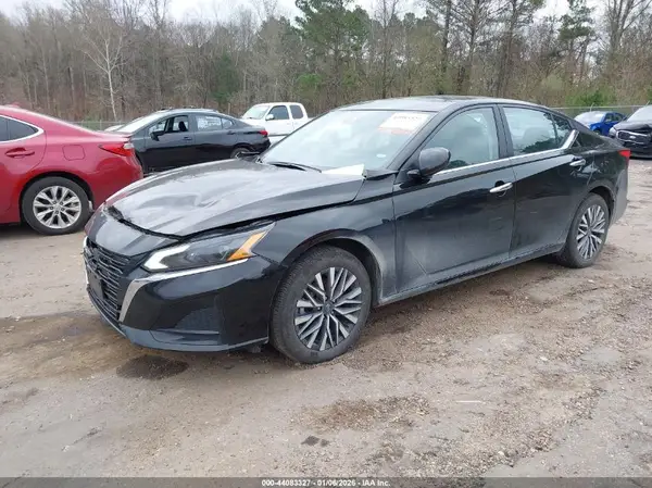 1N4BL4DW3SN363569 2025 NISSAN ALTIMA - Image 2