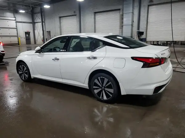 1N4BL4DW4KN304675 2019 NISSAN ALTIMA - Image 2