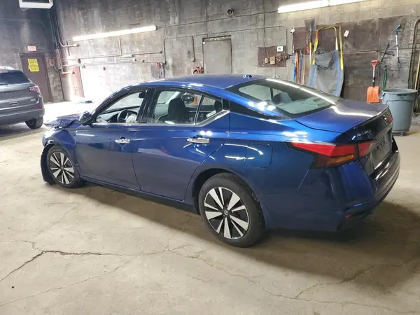 1N4BL4DW4LN300529 2020 NISSAN ALTIMA - Image 2