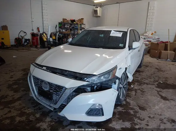 1N4BL4DW4MN301598 2021 NISSAN ALTIMA - Image 2