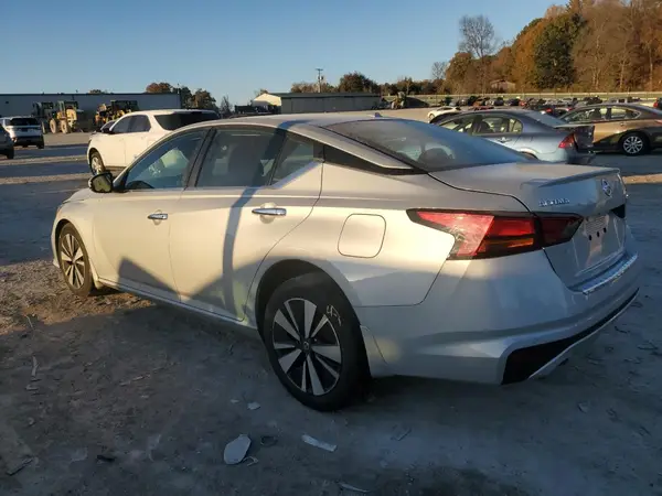 1N4BL4DW4MN376866 2021 NISSAN ALTIMA - Image 2
