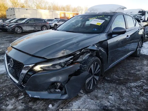 1N4BL4DW4NN361849 2022 NISSAN ALTIMA - Image 2