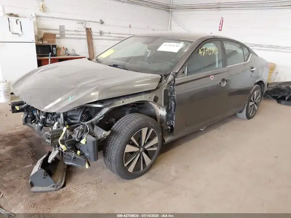 1N4BL4DW4NN362323 2022 NISSAN ALTIMA - Image 2