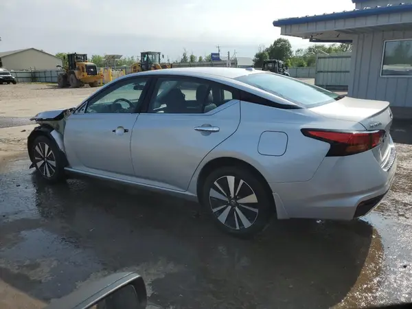 1N4BL4DW4NN392924 2022 NISSAN ALTIMA - Image 2