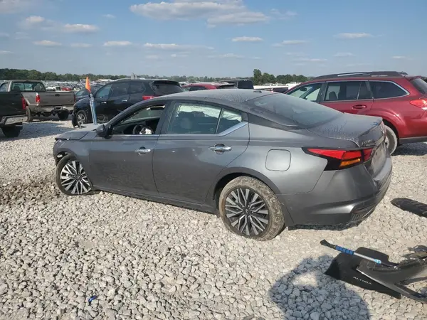 1N4BL4DW4PN360235 2023 NISSAN ALTIMA - Image 2