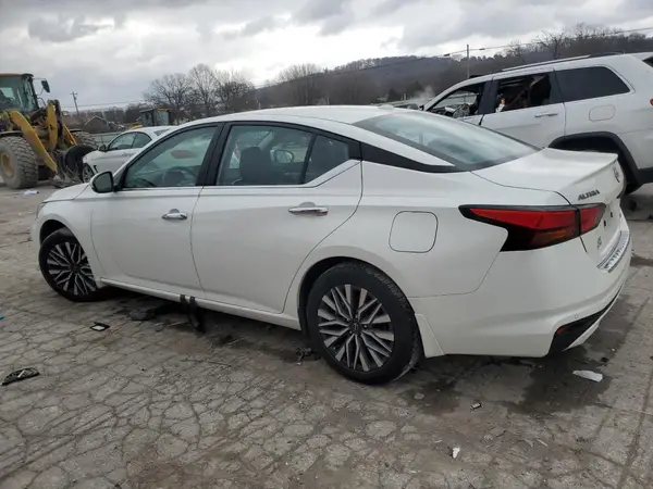 1N4BL4DW4PN408137 2023 NISSAN ALTIMA - Image 2