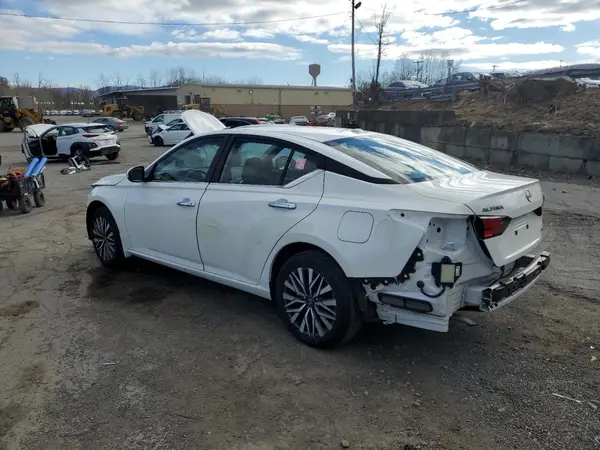 1N4BL4DW4PN416884 2023 NISSAN ALTIMA - Image 2