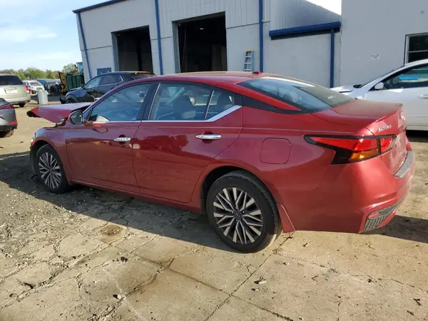 1N4BL4DW4PN418926 2023 NISSAN ALTIMA - Image 2