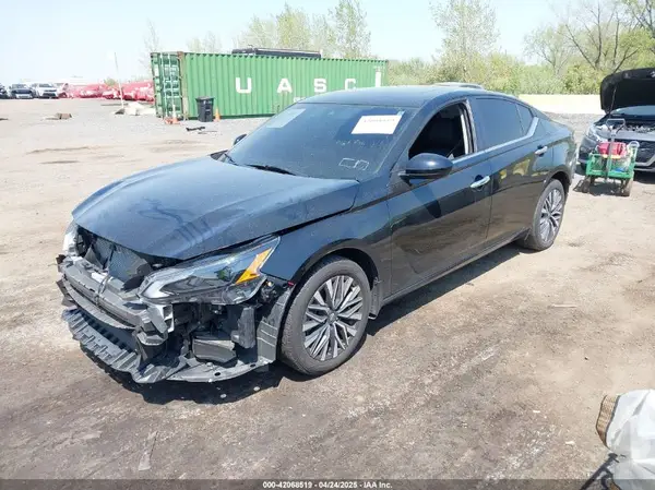 1N4BL4DW4RN352333 2024 NISSAN ALTIMA - Image 2
