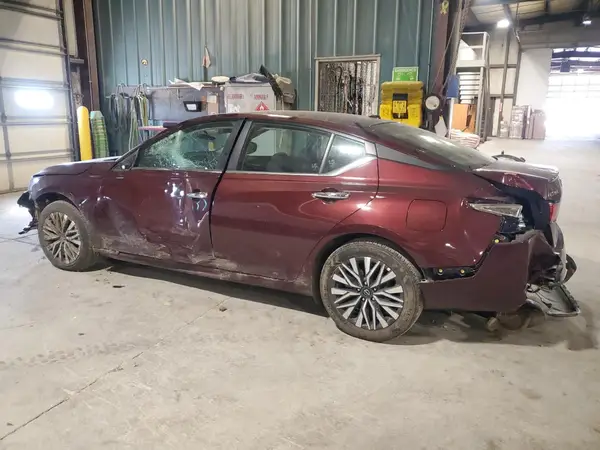 1N4BL4DW4SN318883 2025 NISSAN ALTIMA - Image 2