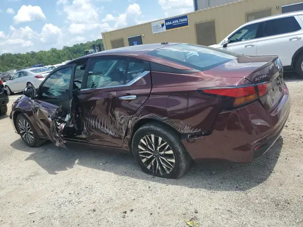 1N4BL4DW4SN319242 2025 NISSAN ALTIMA - Image 2
