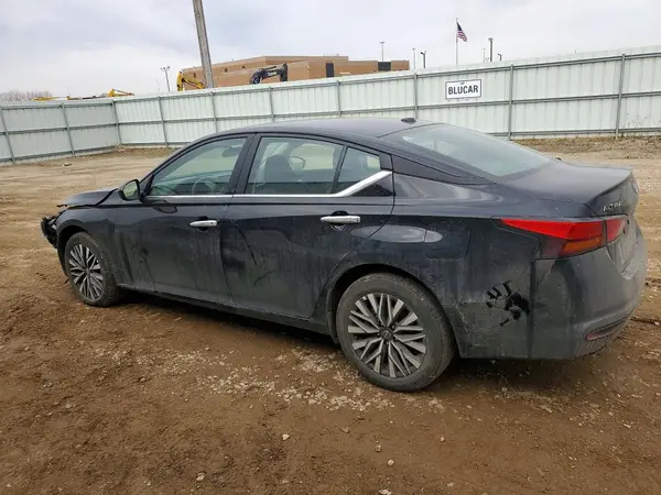 1N4BL4DW4SN323422 2025 NISSAN ALTIMA - Image 2