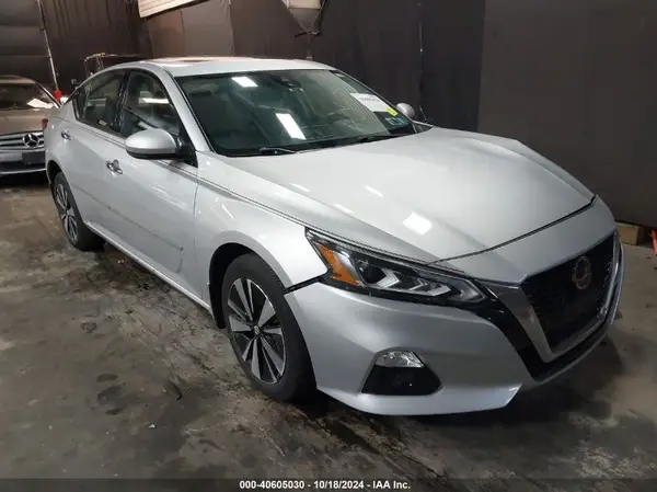 1N4BL4DW5LC175181 2020 NISSAN ALTIMA - Image 1