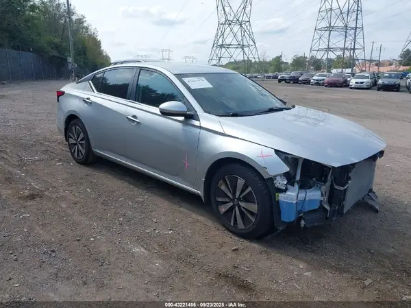 1N4BL4DW5MN328583 2021 NISSAN ALTIMA - Image 1