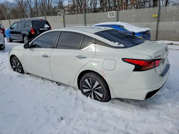 1N4BL4DW5MN356223 2021 NISSAN ALTIMA - Image 2