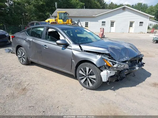 1N4BL4DW5NN372567 2022 NISSAN ALTIMA - Image 1