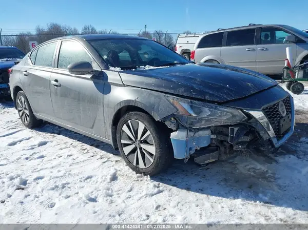 1N4BL4DW5NN384590 2022 NISSAN ALTIMA - Image 1