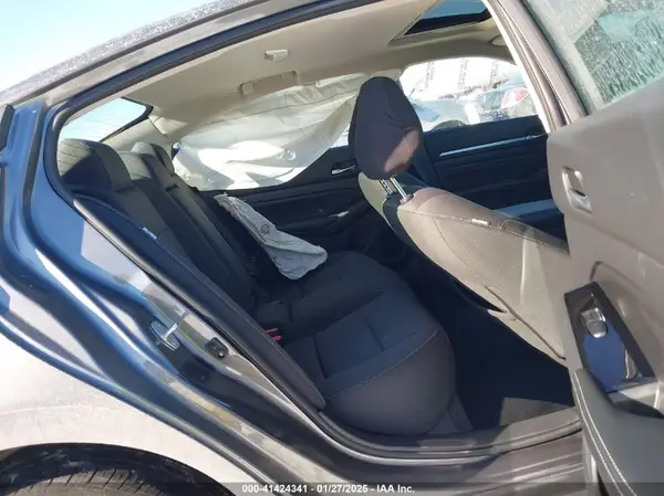 1N4BL4DW5NN384590 2022 NISSAN ALTIMA - Image 8